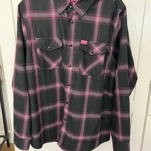 Dixxon flannel men’s shirt.